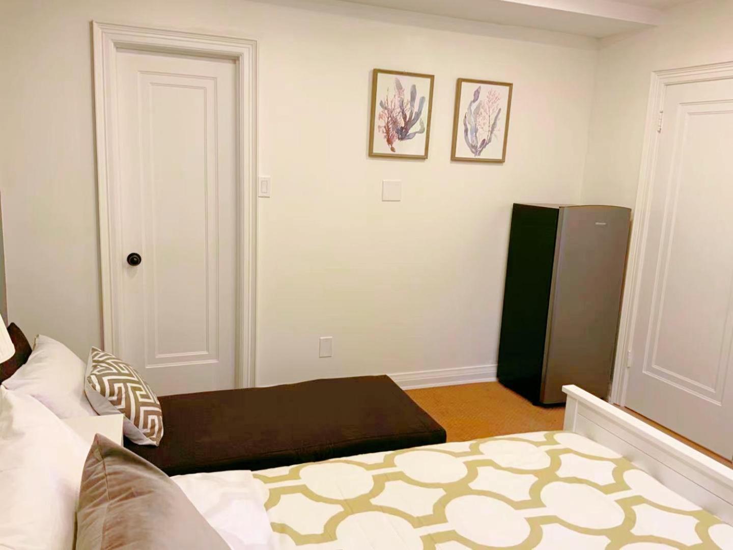 Leaside Garden Guesthouse 多伦多 外观 照片